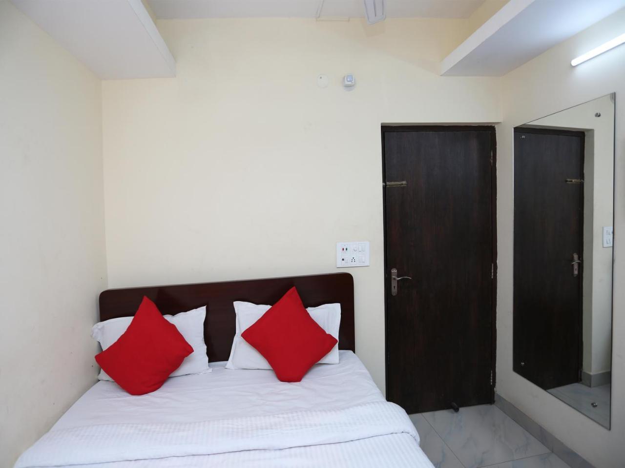 Oyo 24970 Hotel Galaxy Inn Durgapur  Exterior photo